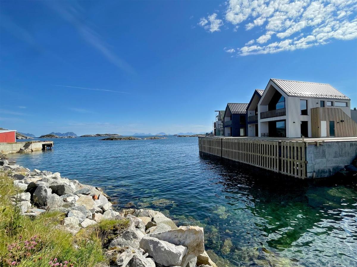 Lofoten Bryggeleiligheter Henningsvær Exterior photo