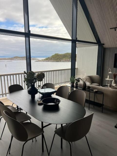 Lofoten Bryggeleiligheter Henningsvær Room photo